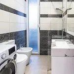 2br At New Bazaar - 公寓
