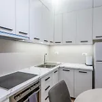 2br At New Bazaar - Lejlighed