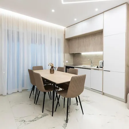 Lejlighed Ts Modern 2br At New Bazaar - Tirana