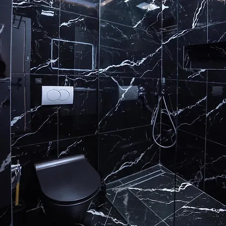 アパート Ts Modern 2Br At New Bazaar - Central Tirana