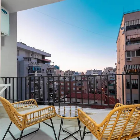 Ts Modern 2Br At New Bazaar - Central Tirana アパート *