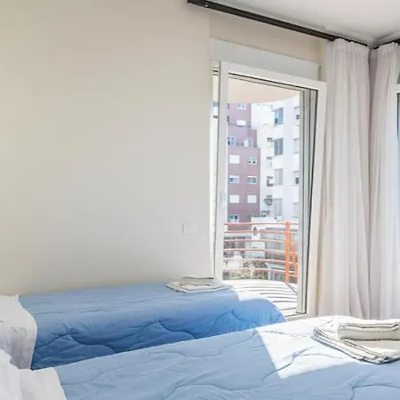 Ts Modern 2Br At New Bazaar - Central Tirana アパート