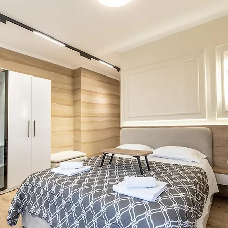 Ts Modern 2Br At New Bazaar - Central Tirana アパート ティラナ