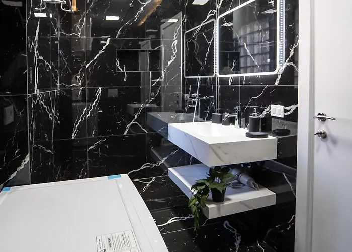 2br At New Bazaar - Tirana